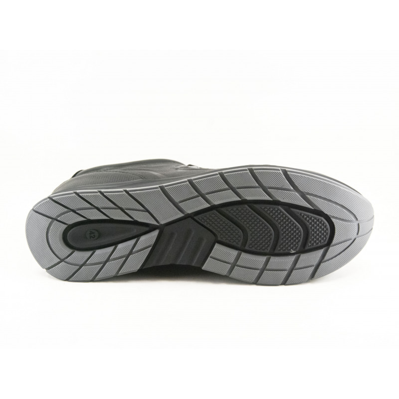 Демісезонні кросівки clubshoes 19/41  чорний