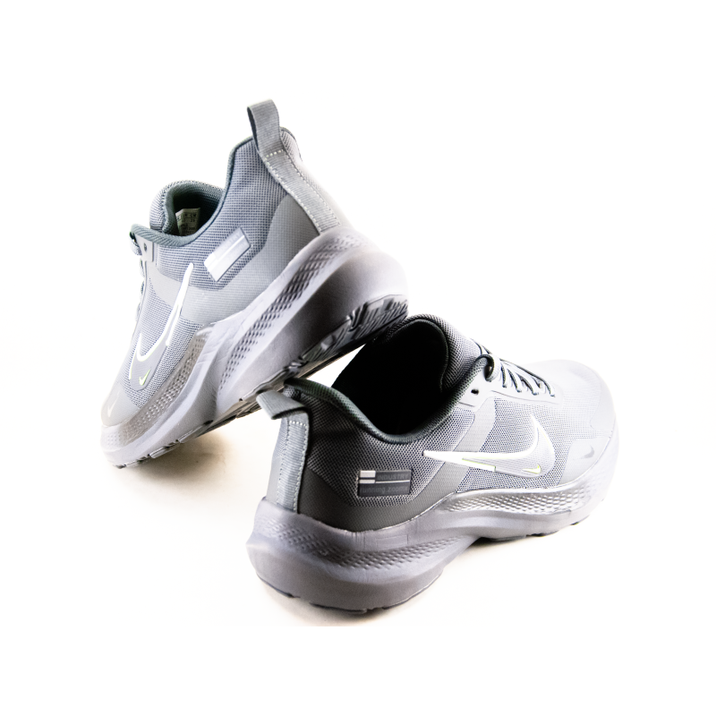 Кросівки Nike Running ZoomX сірий сітка