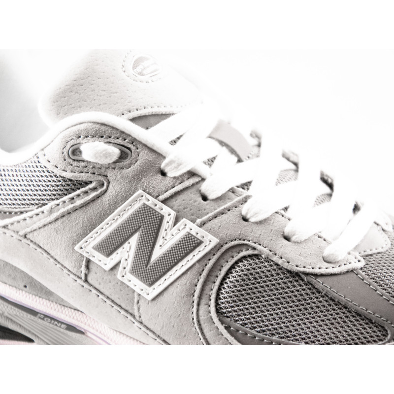 Демісезонні кросівки NB 2002 Gray ліцензія сірий