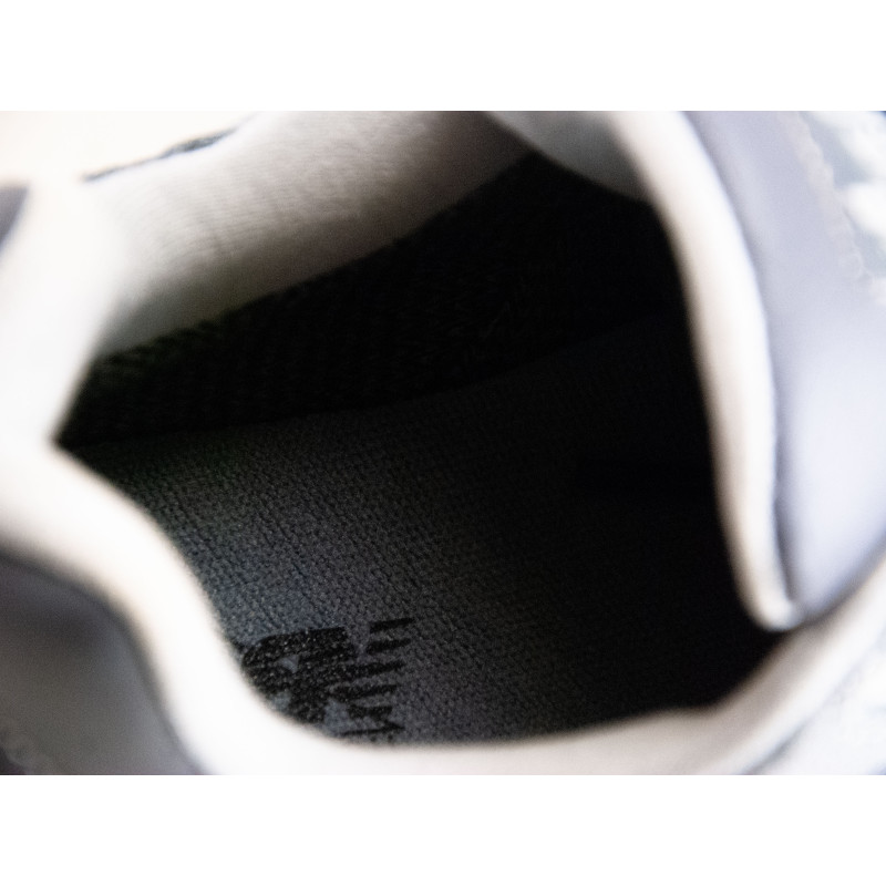 Термо кросівки New balance 9060 gore tex сірий