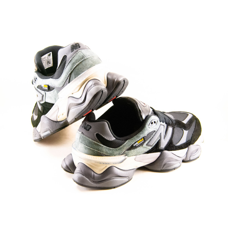 Термо кросівки New balance 9060 gore tex чорний з сірим
