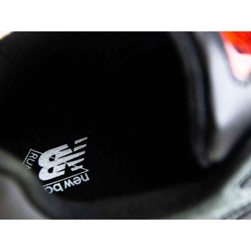 Термо кросівки New balance 9060 gore tex чорний з сірим